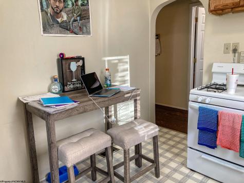 466 Dallas Street Morgantown WV 26505