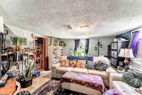 904 Louise Avenue Morgantown WV 26505