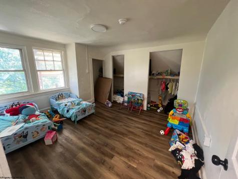 29 Oakwood Road Fairmont WV 26554