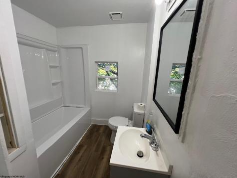 29 Oakwood Road Fairmont WV 26554