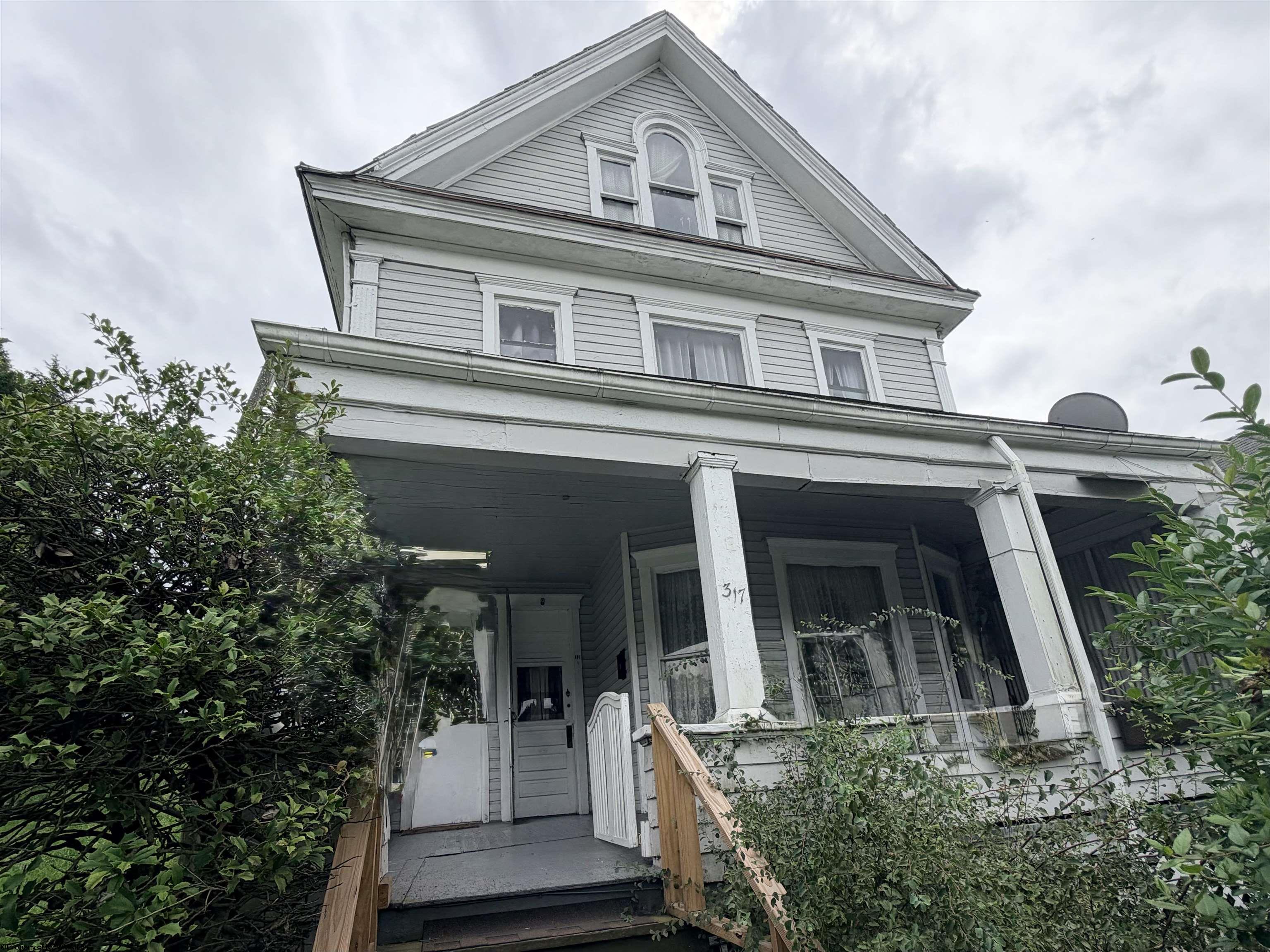 317 E Park Avenue Fairmont WV 26554