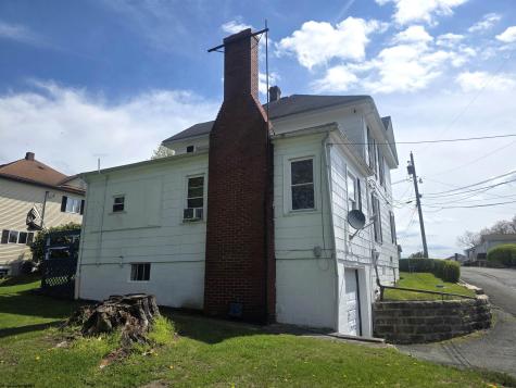 80 Grace Avenue Masontown WV 26542