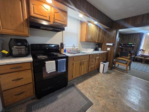 80 Grace Avenue Masontown WV 26542