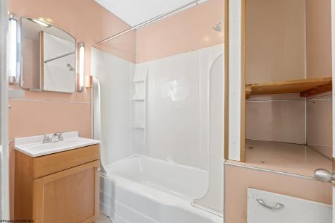 348 Wilson Avenue Morgantown WV 26501