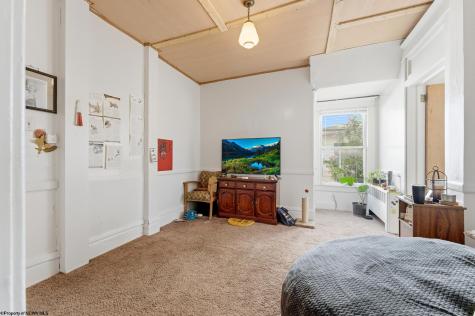348 Wilson Avenue Morgantown WV 26501