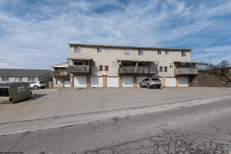 18 Powers Court Westover WV 26501