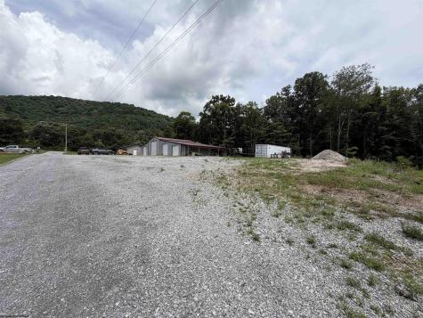 25 Arrowhead Lane Dryfork WV 26263