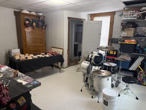 513 Indiana Avenue Nutter Fort WV 26301