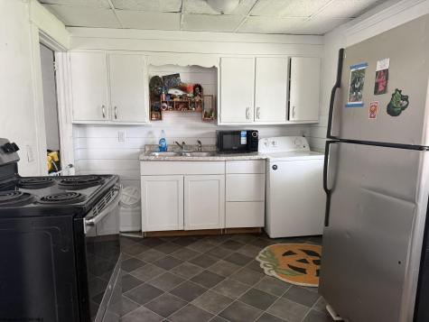 513 Indiana Avenue Nutter Fort WV 26301