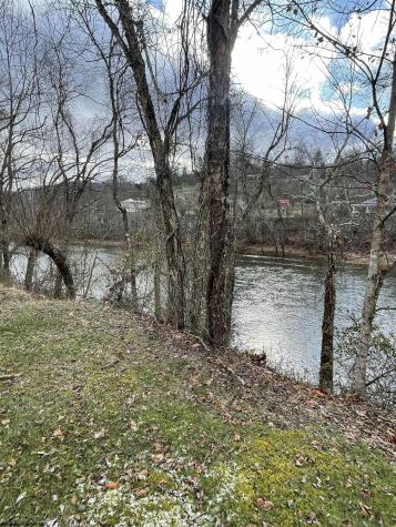 304 Riverview Drive Sutton WV 26601