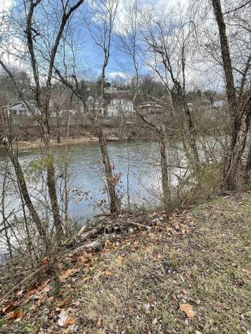 304 Riverview Drive Sutton WV 26601