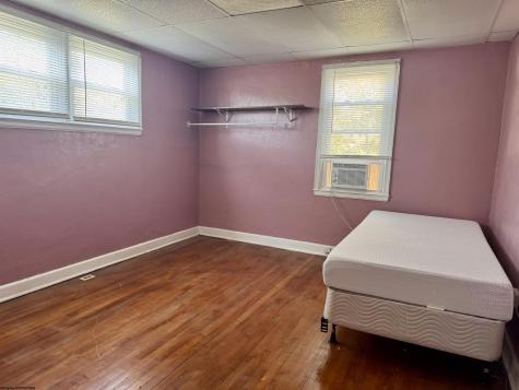 134 Pennsylvania Avenue Nutter Fort WV 26301