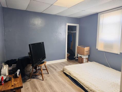134 Pennsylvania Avenue Nutter Fort WV 26301