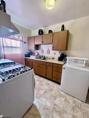 502 Preston Street Clarksburg WV 26301