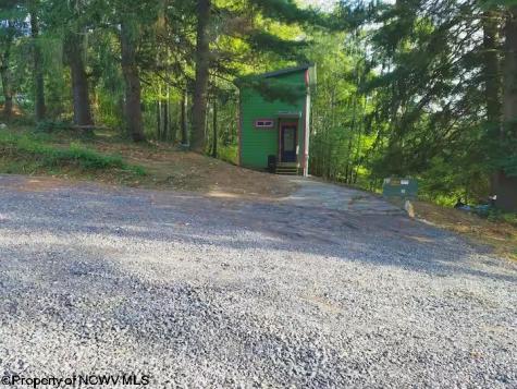 142 Jacob Pace Street Thomas WV 26292