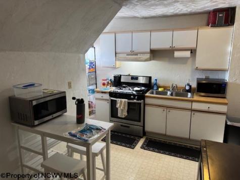 658 Spruce Street Morgantown WV 26505