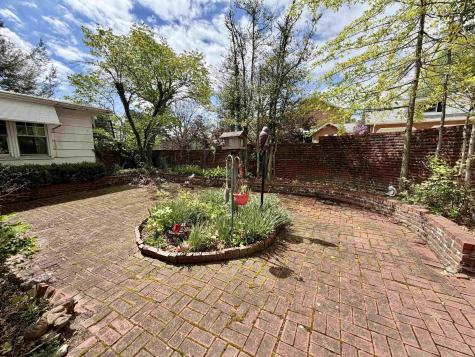 608 Milford Street Clarksburg WV 26301