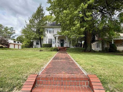 608 Milford Street Clarksburg WV 26301