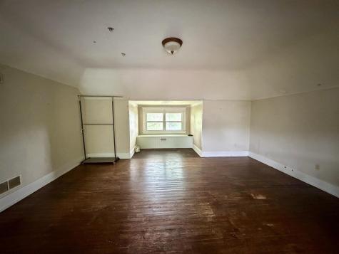 608 Milford Street Clarksburg WV 26301