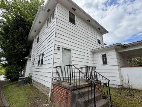 608 Milford Street Clarksburg WV 26301