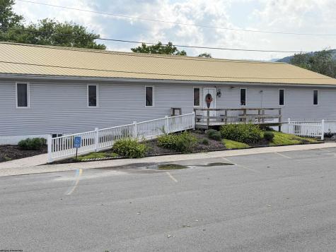 496 Main Street Beverly WV 26253