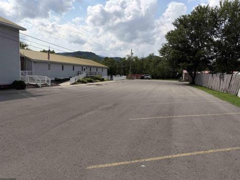 496 Main Street Beverly WV 26253