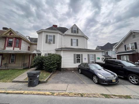 382 Forest Avenue Morgantown WV 26505