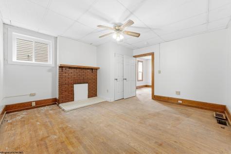 676 Willey Street Morgantown WV 26505