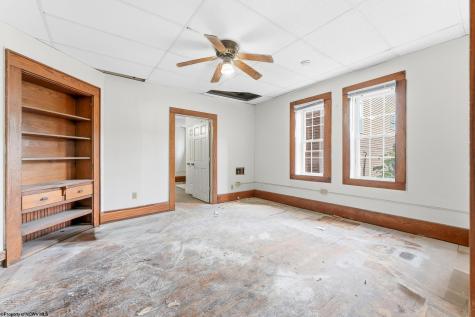 676 Willey Street Morgantown WV 26505