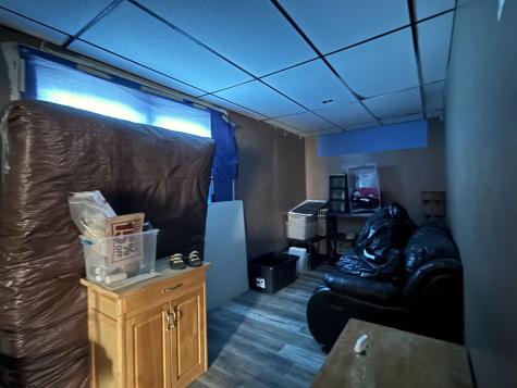 1008 E Main Street Mannington WV 26582