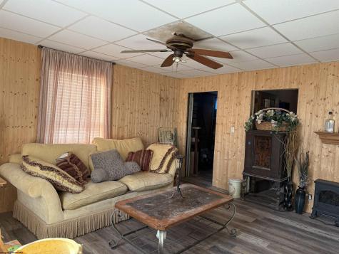 1008 E Main Street Mannington WV 26582