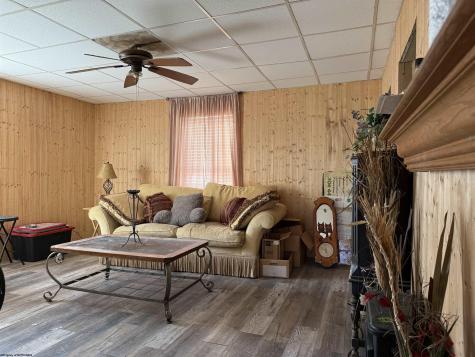 1008 E Main Street Mannington WV 26582