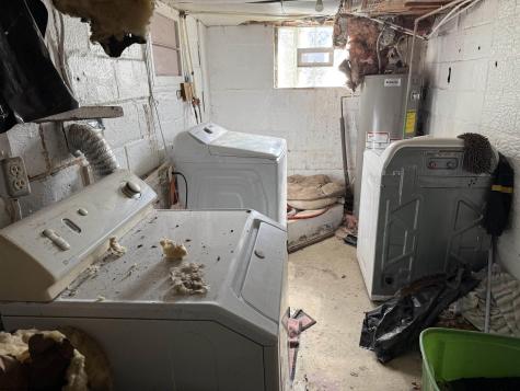 1008 E Main Street Mannington WV 26582