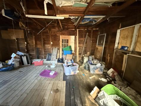 1008 E Main Street Mannington WV 26582