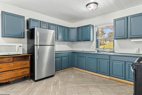 644 Eighth Street Morgantown WV 26505