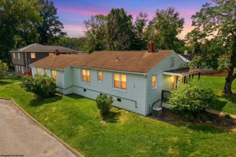 321 Riverview Avenue Westover WV 26501