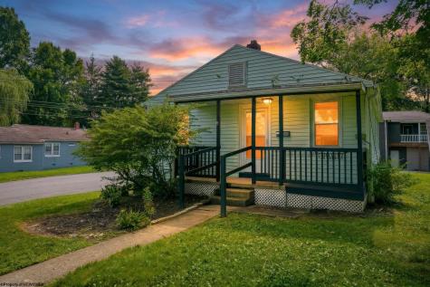321 Riverview Avenue Westover WV 26501