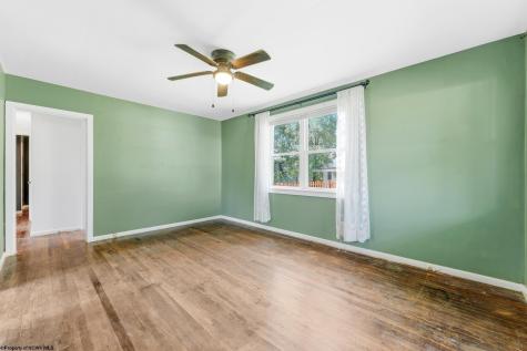 321 Riverview Avenue Westover WV 26501