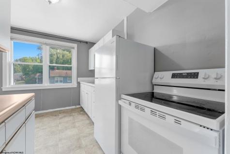 321 Riverview Avenue Westover WV 26501