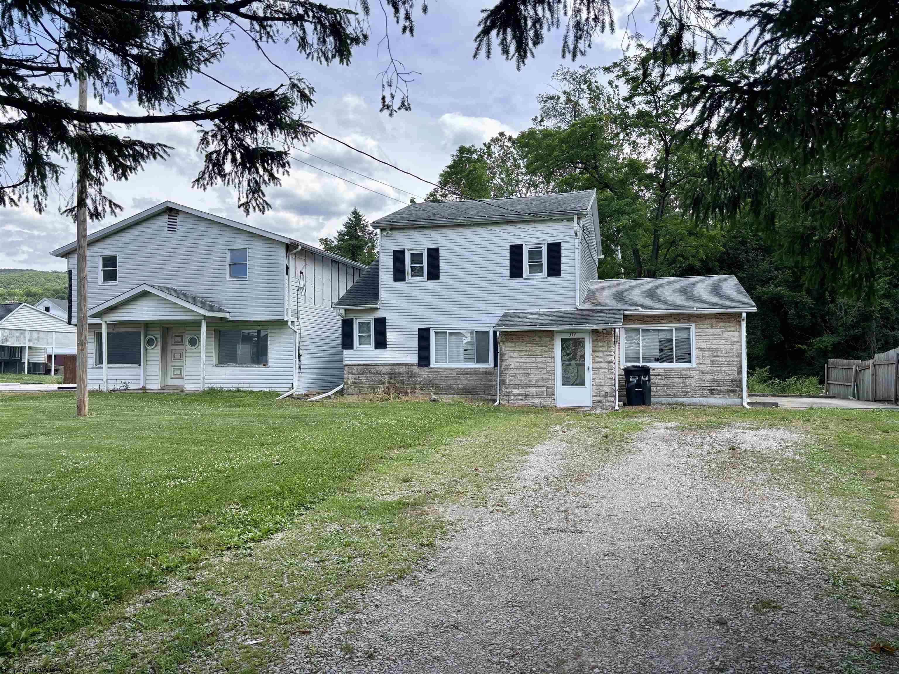 314 Washington Street Hopwood PA 15445