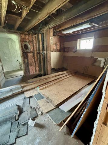 314 Washington Street Hopwood PA 15445