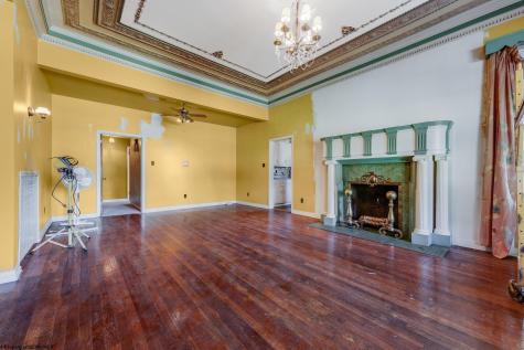 1266 National Pike Road Hopwood PA 15445