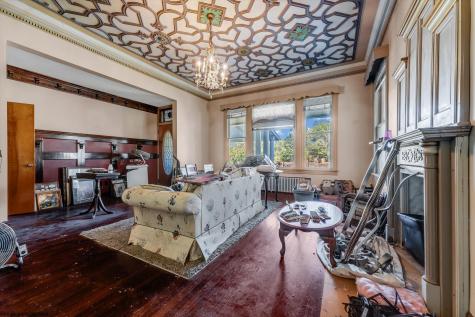 1266 National Pike Road Hopwood PA 15445