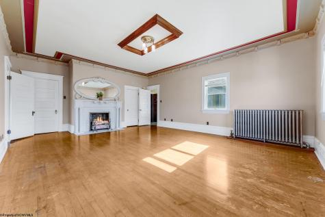 1266 National Pike Road Hopwood PA 15445