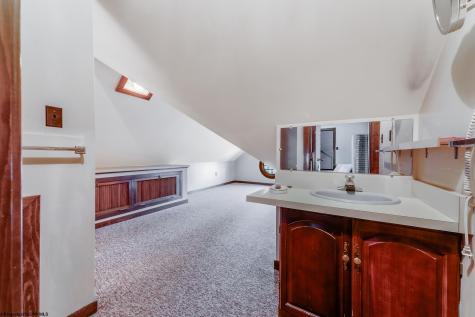 1266 National Pike Road Hopwood PA 15445