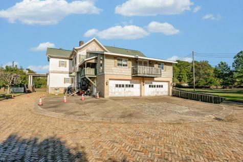 1266 National Pike Road Hopwood PA 15445