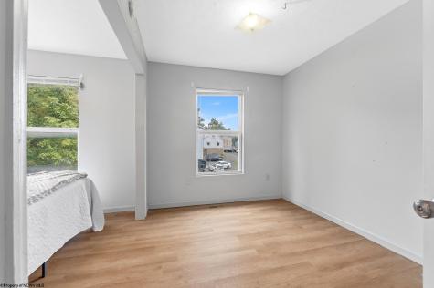 409 Mclane Avenue Morgantown WV 26505