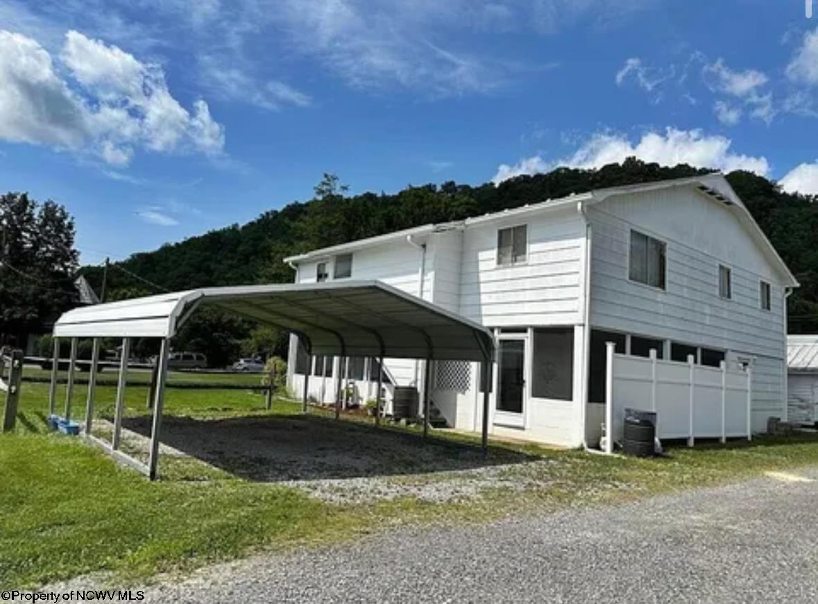 814 Curry Lane Marlinton WV 24954