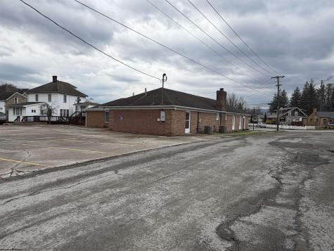 1092 Harrison Avenue Elkins WV 26241