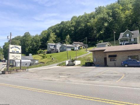 242 Barrett Street Grafton WV 26354